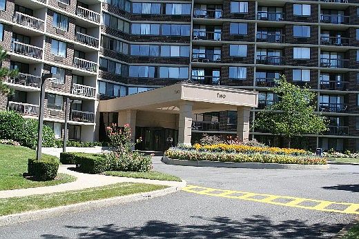 1st image of 2 Bay Club Dr APT 12S