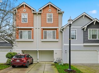 8807 NE 17th St, Vancouver, WA 98664
