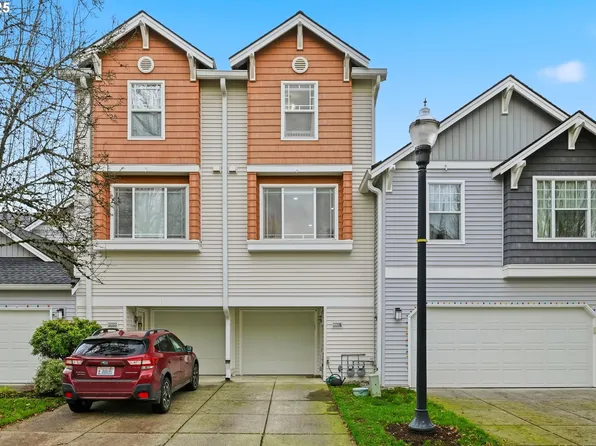 8807 NE 17th St, Vancouver, WA 98664