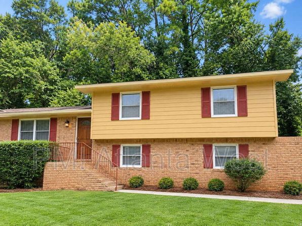 3544 Knollview Ct