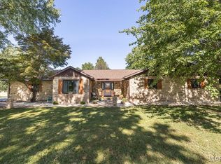 2001 Tiffany Dr, Belleville, IL 62223