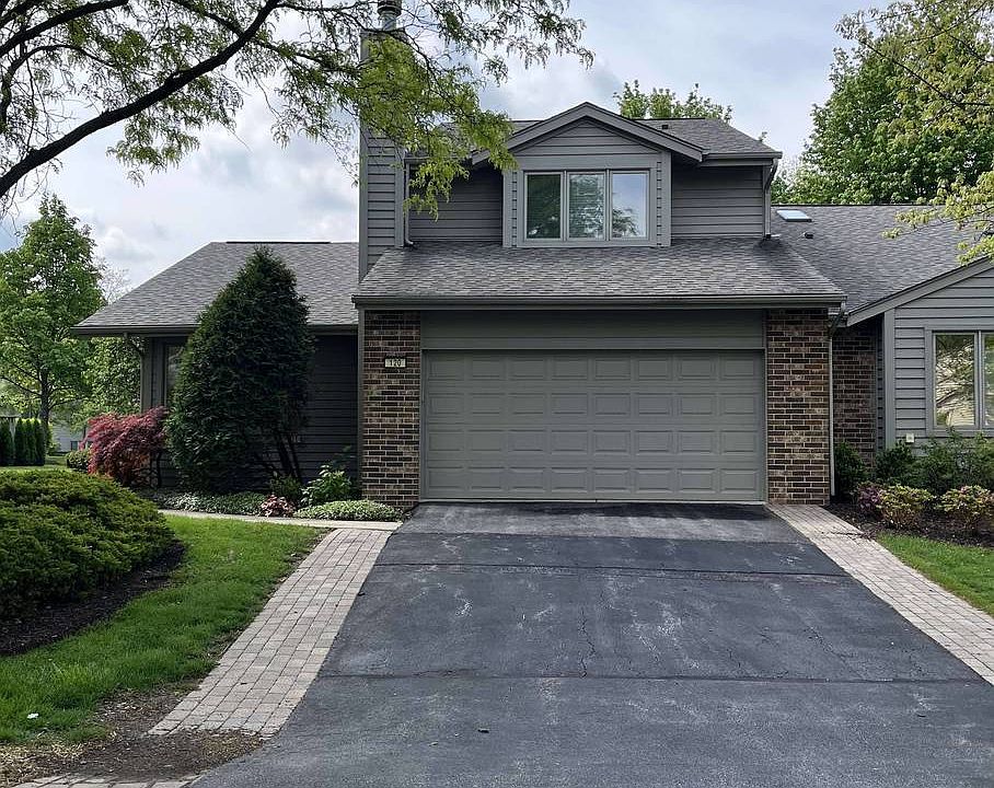 1st image of 120 Commons Dr #120