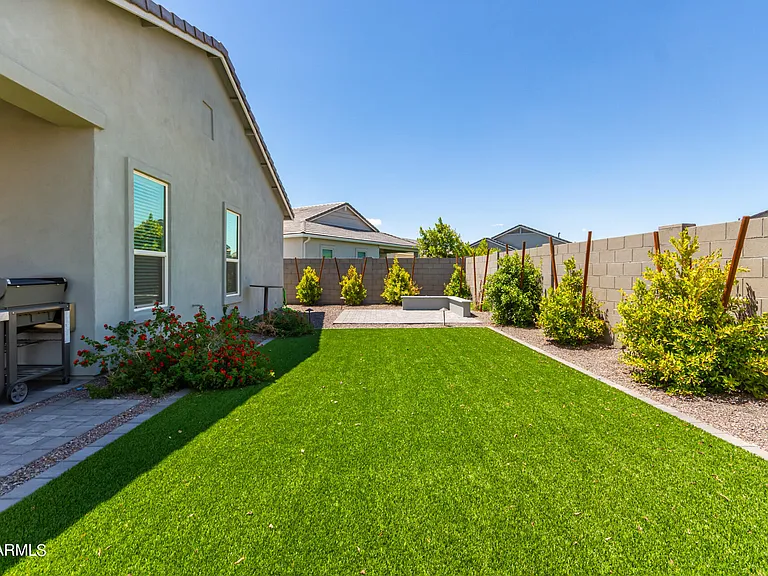 10472 W Adam Ave — Photo 27