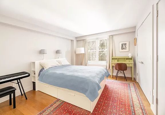 5th image of 363 E 76th St APT 4M