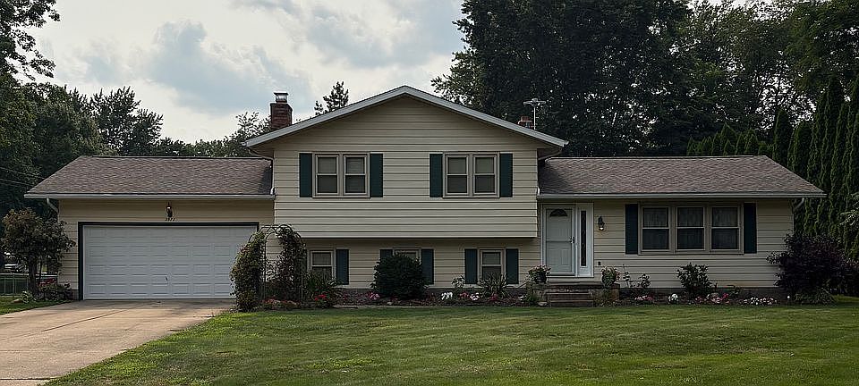 1st image of 3971 Selnik Rd