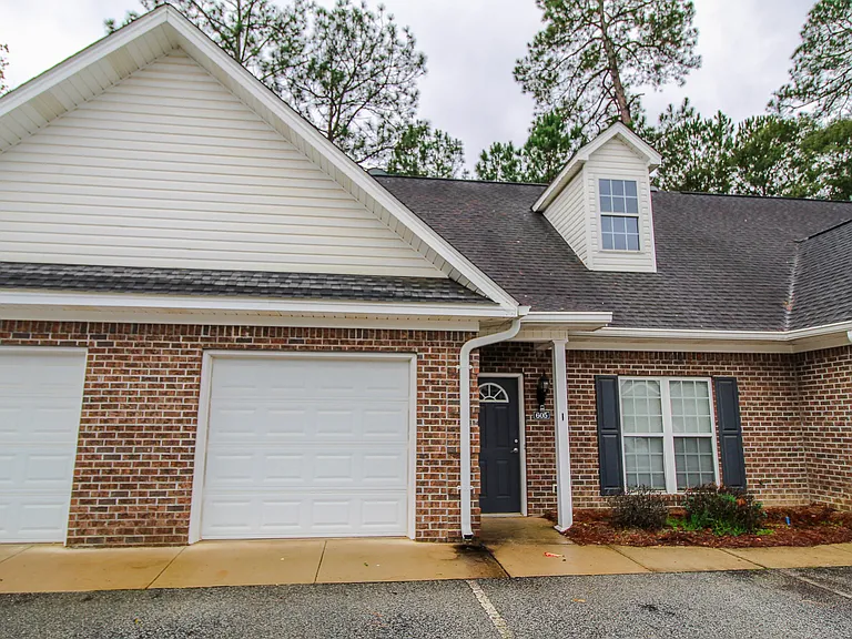 8100 Burkhalter Rd #605 — Photo 13