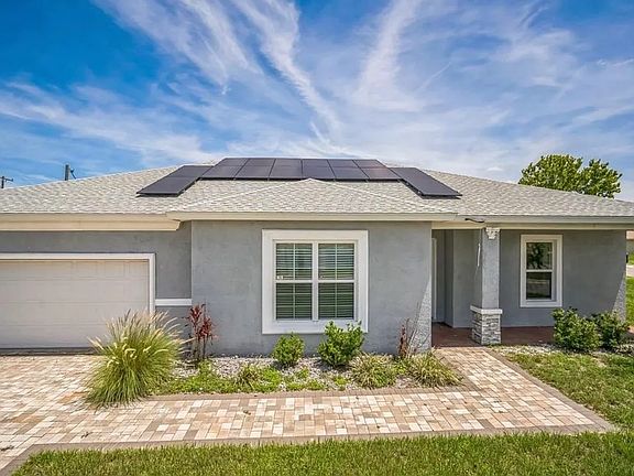 2nd image of 10517 Camelia Dr