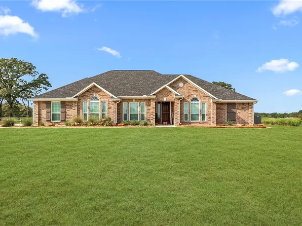 10008 Henley Cv, Iola, TX 77861