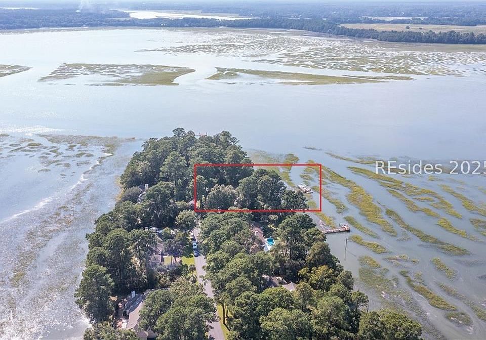 1st image of 24 Tabby Point Ln