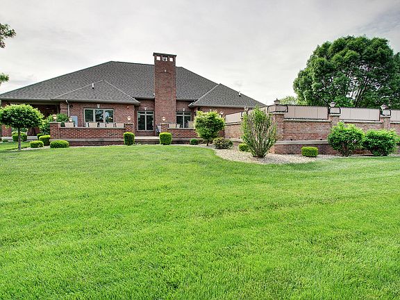 2nd image of 4331 Bunker Dr