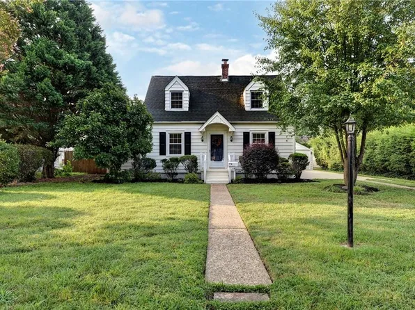 40 Langley Ave, Newport News, VA 23601