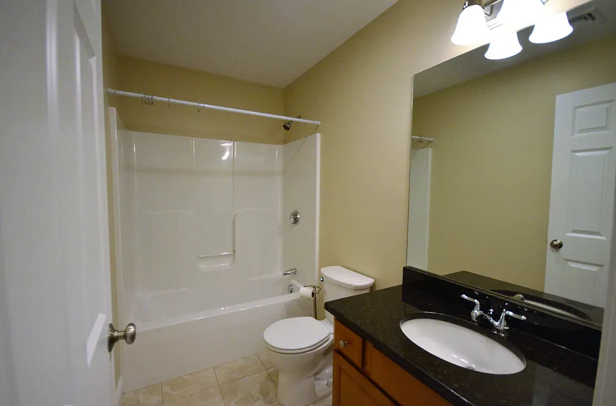 857 Temple St — Photo 2