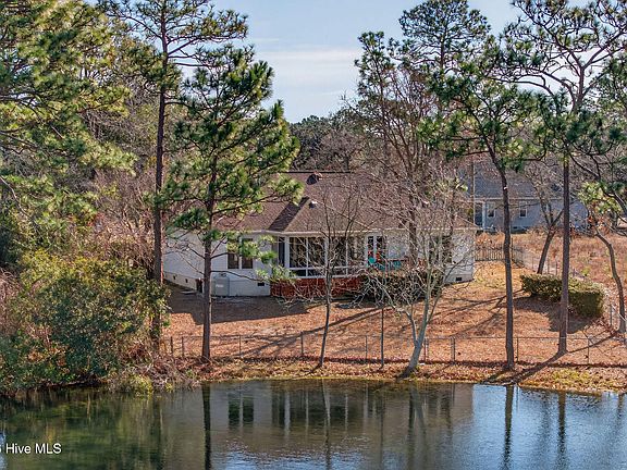2nd image of 714 Summit Drive