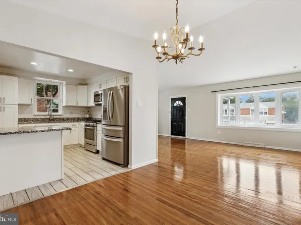 2678 Tremont St, Philadelphia, PA 19152