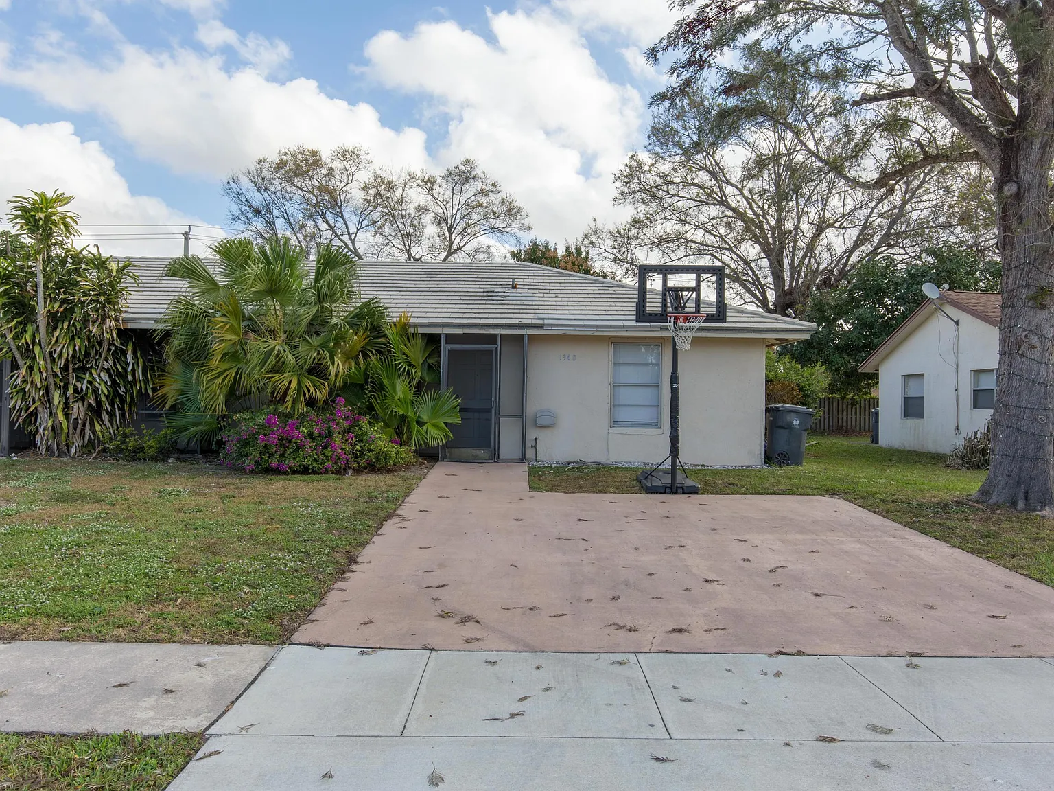 2 bed, 2.0 bath, 1100 sqft, $2,250 — Photo 1