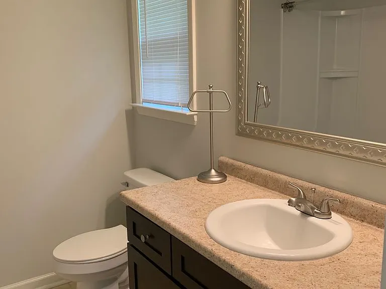 400 Tibet Ave #13 — Photo 17