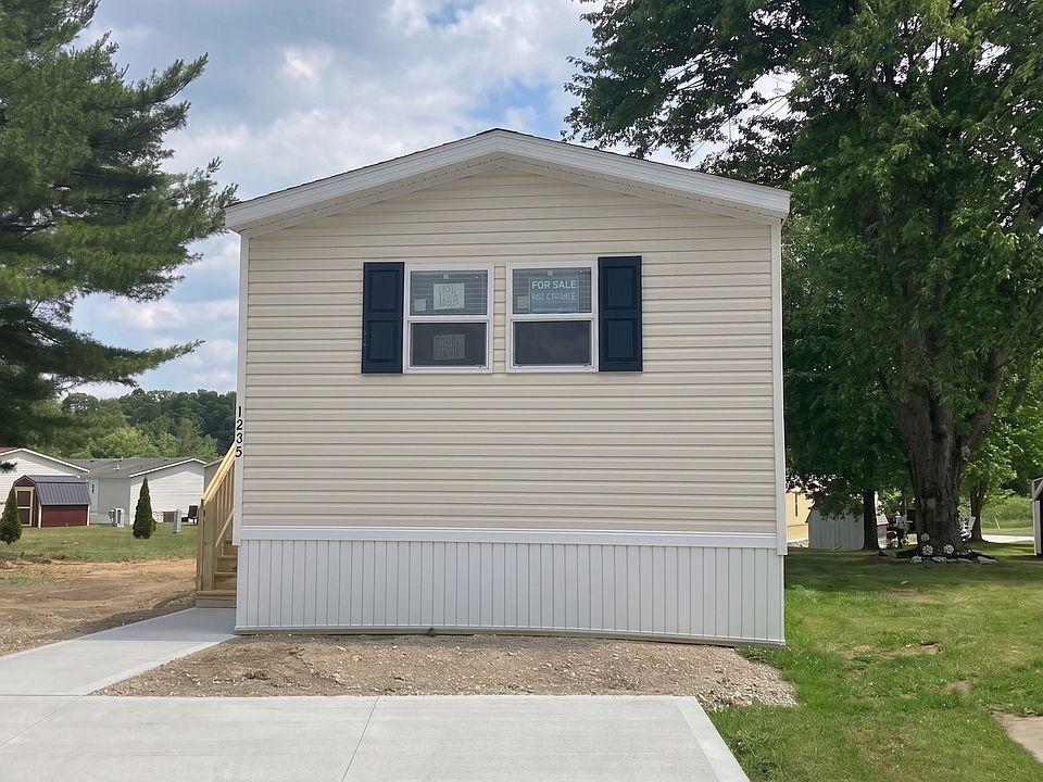 1st image of 1233 N Park Ln #1233
