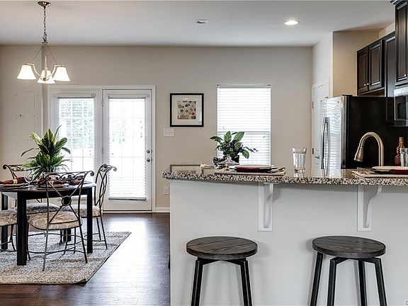 4th image of 11332 Sadler Walk Ln