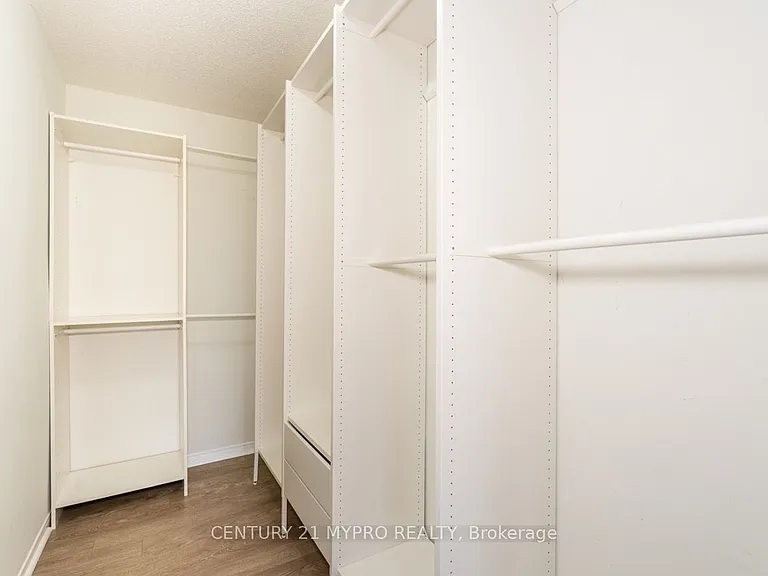 98 Cornell Park Ave #B202 — Photo 25