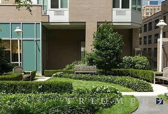 Rented by Triumph Property Group | media 29