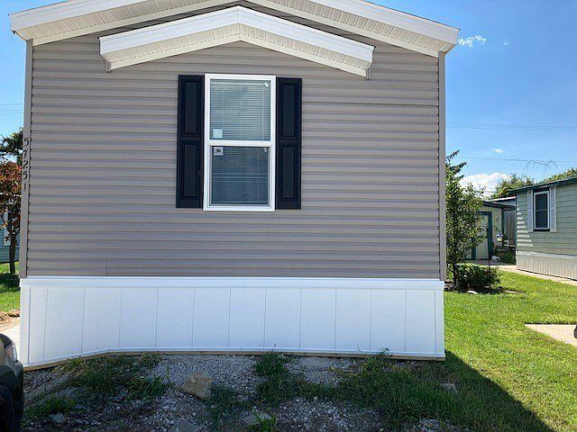 1st image of 57400 Bedford Blvd #200