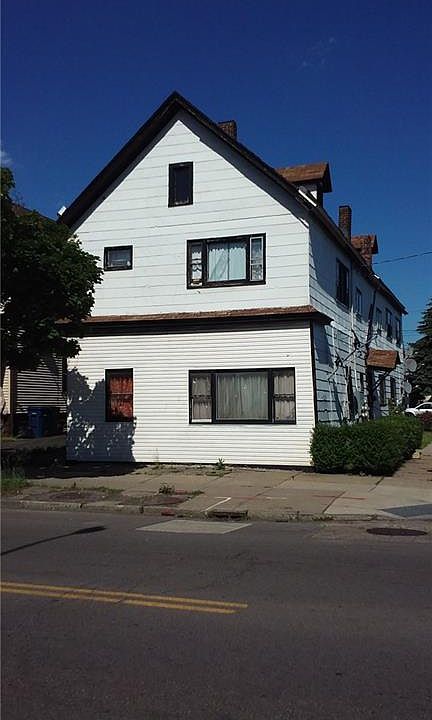 2nd image of 1183 Bailey Ave