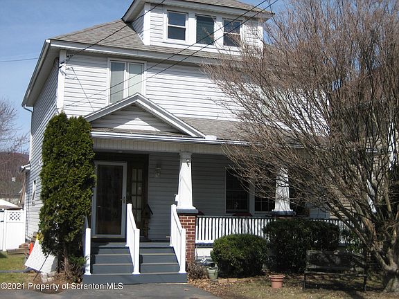 2nd image of 315 Boulevard Ave