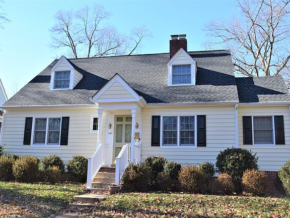2nd image of 1006 W 47th St
