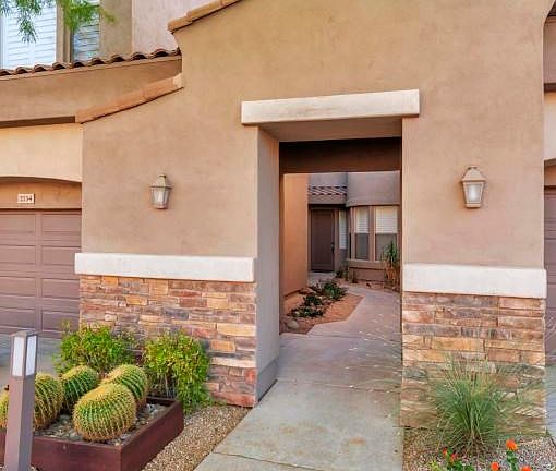 COURTYARD ENTRANCE TO HOME