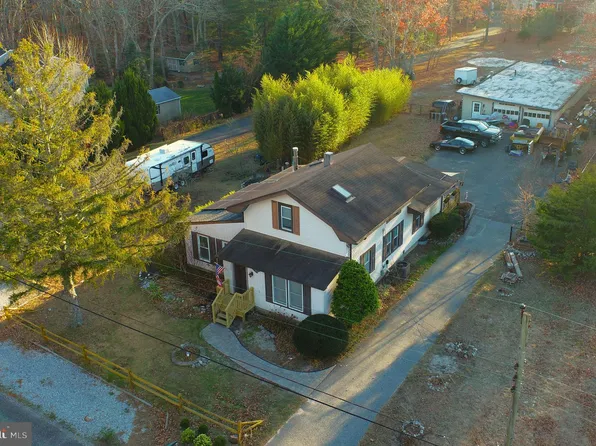 520 E Highlands Ave, Absecon, NJ 08205