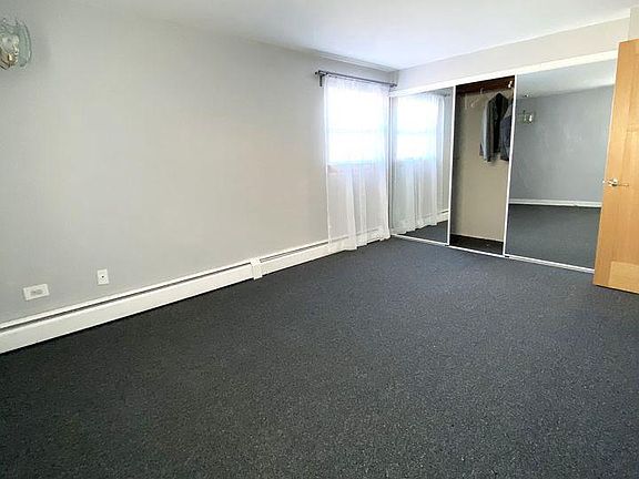 5th image of 925 8th Ave APT 10