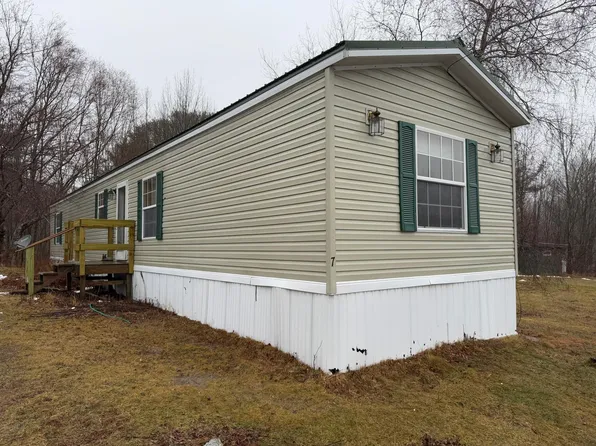 7 Kings Park Way, Mount Desert, ME 04660