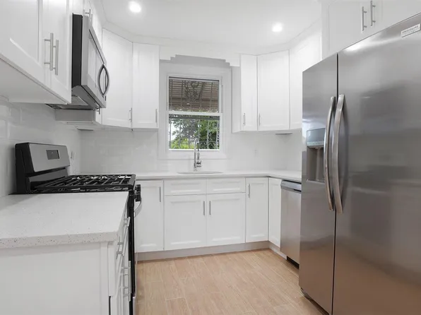 604 Sackman Street, Brooklyn, NY 11212