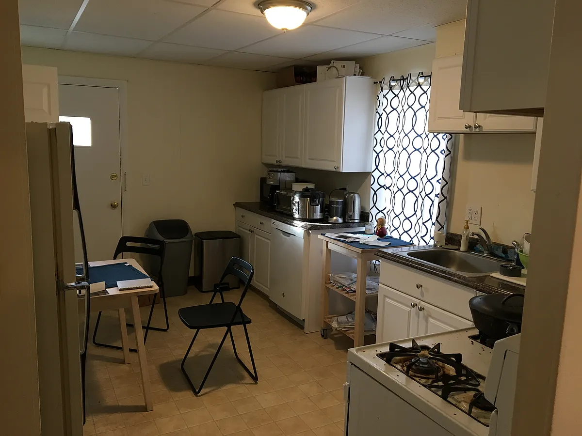 Building Photo - 57 Cedar St #2A