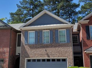 1674 Oakbrook Lake Dr, Norcross, GA 30093