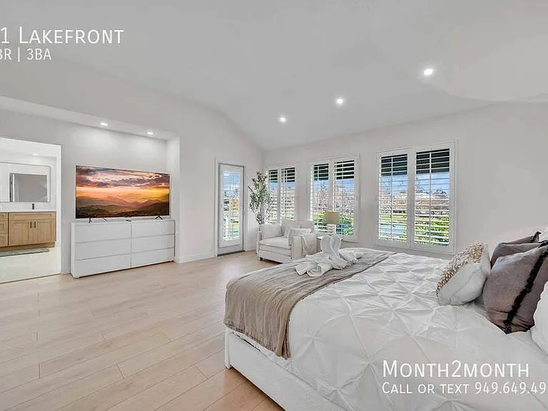 21 Lakefront — Photo 26