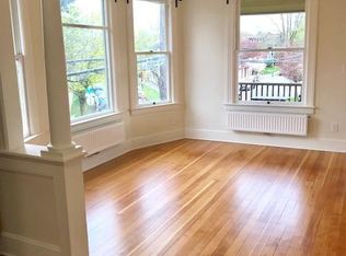 1137 SE Market St, Portland, OR 97214