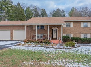 104 Chappell Rd, Surgoinsville, TN 37873