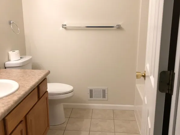 10146 N 22nd St #10146, Plainwell, MI 49080