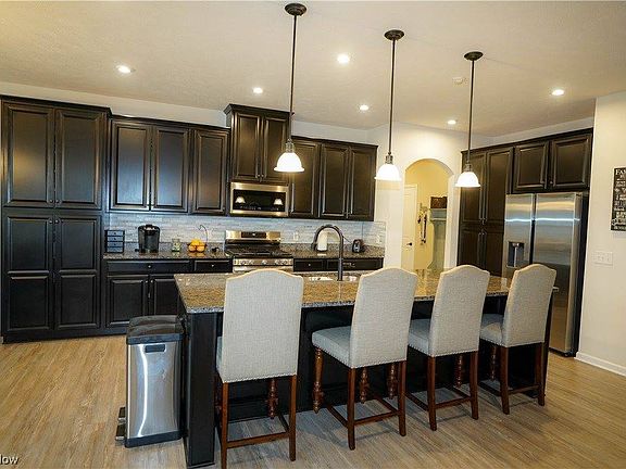 5th image of 6633 Leestone Ave NE