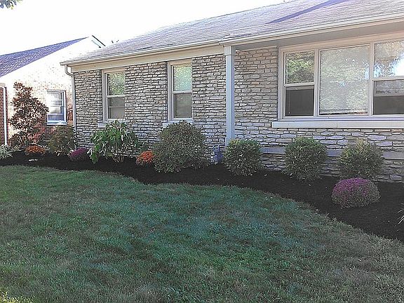 2nd image of 330 Sheridan Dr