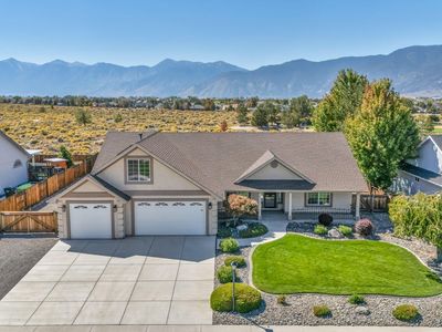 2882 La Cresta Cir, Minden, NV, 89423