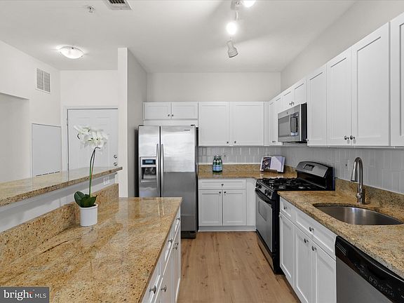 5th image of 11326 Aristotle Dr #4-301