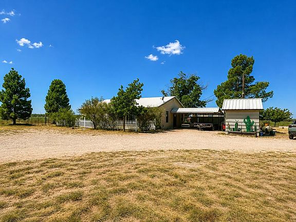 5th image of 1350 Ranch Road 33