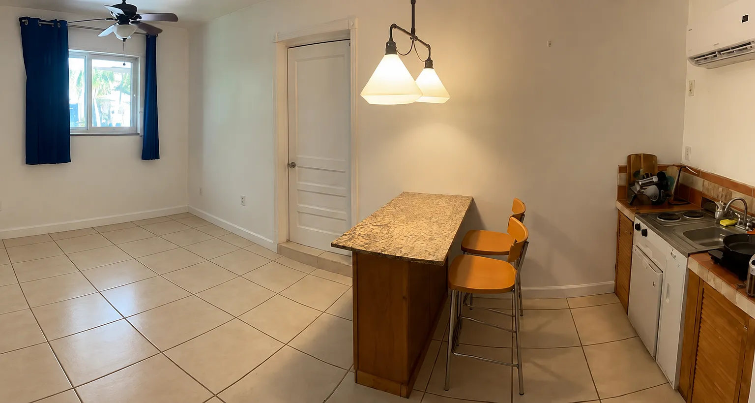 1 bed, 300 sqft, $1,200 — Photo 1