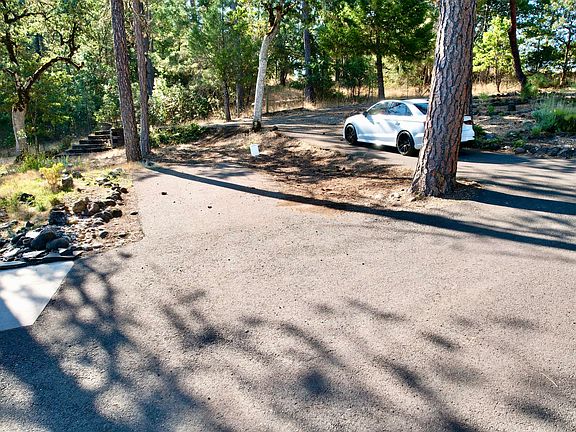 5th image of 5744 Rogue River Dr