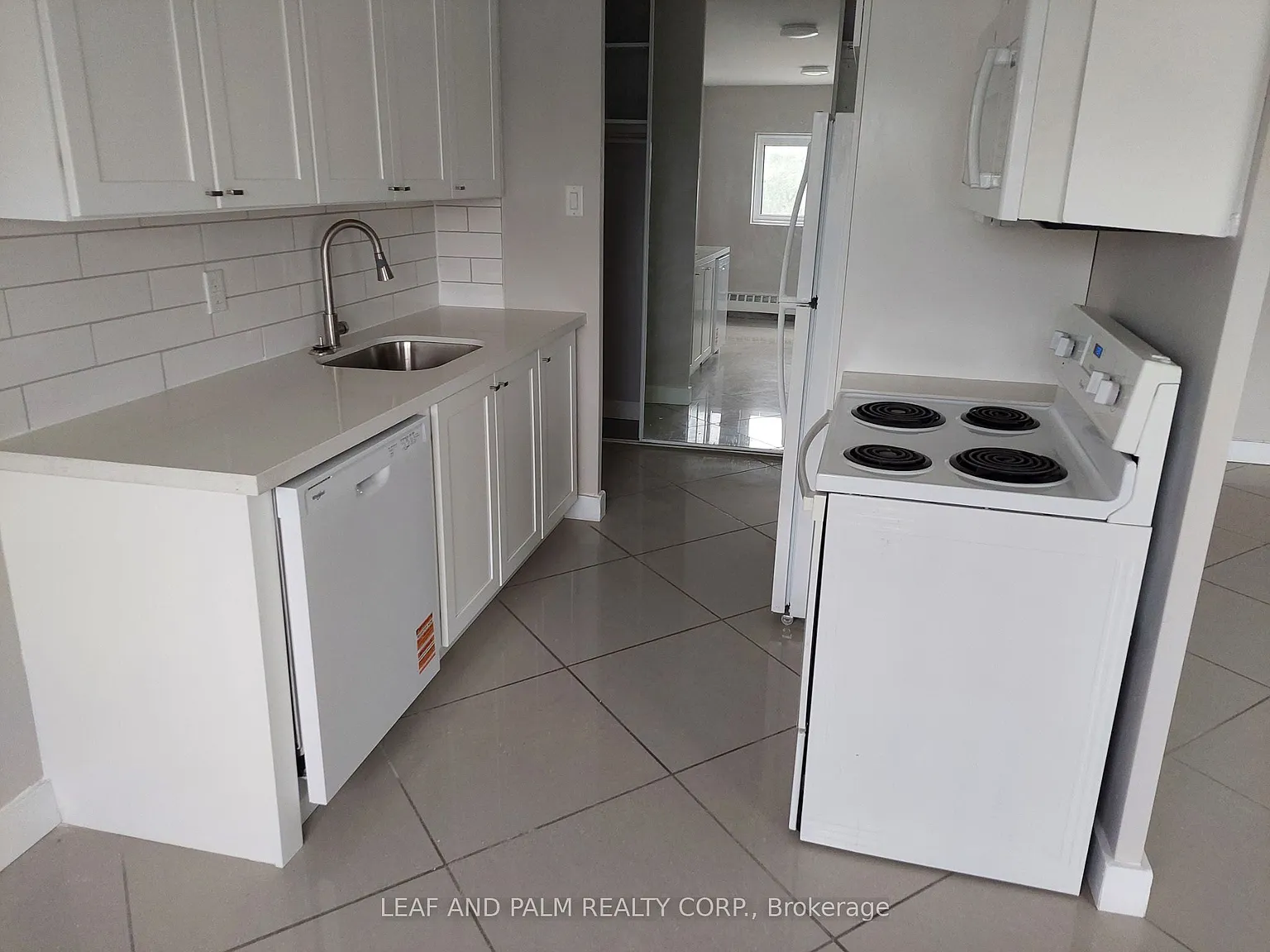 2 bed, $1,690 — Photo 2
