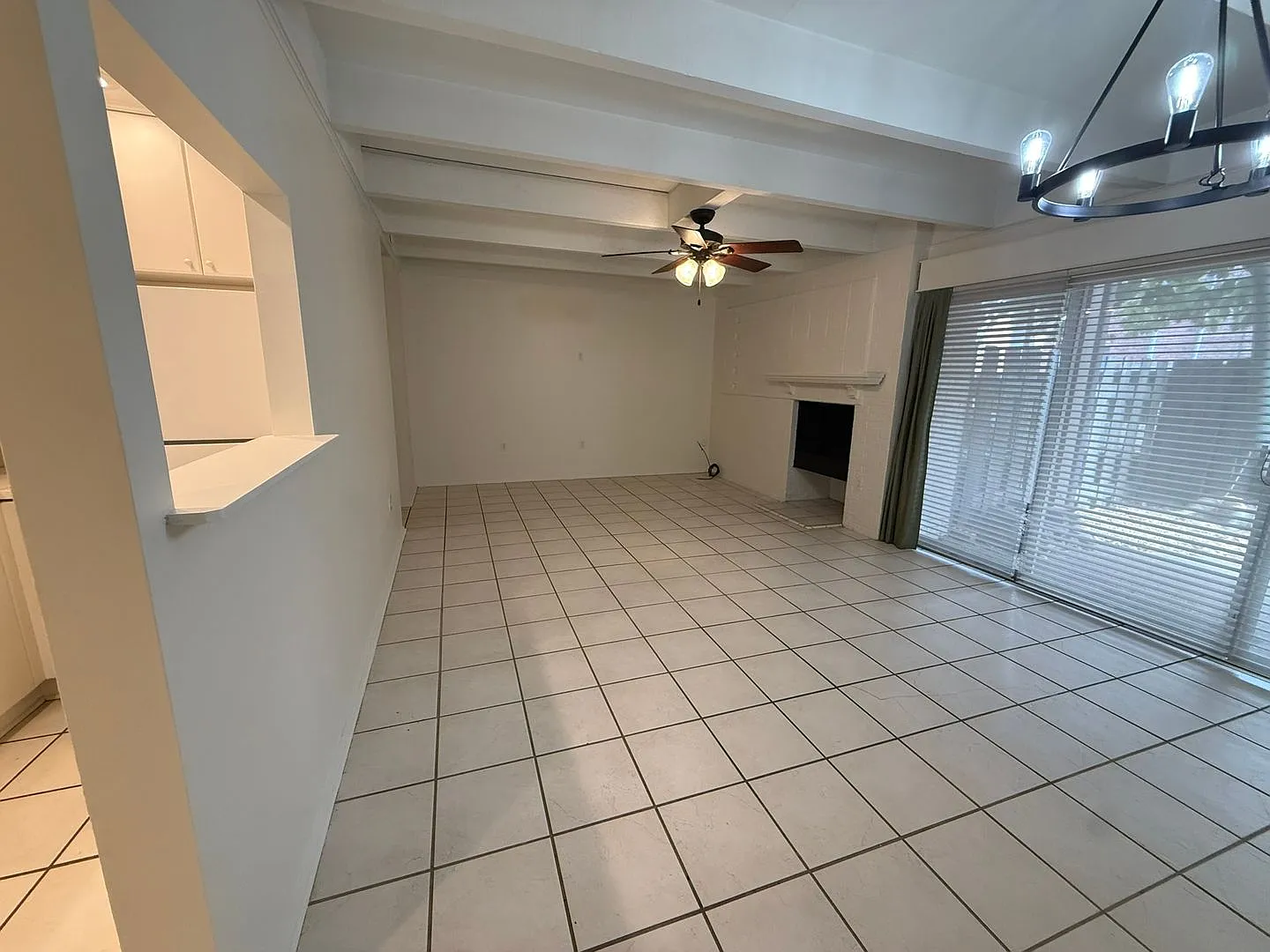 1008 S College Rd — Photo 4