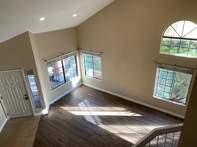 4211 Lost Springs Dr — Photo 4