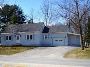3 Harry St, Winslow, ME 04901